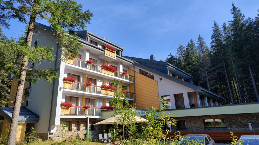 HOTEL OSOBITÁ