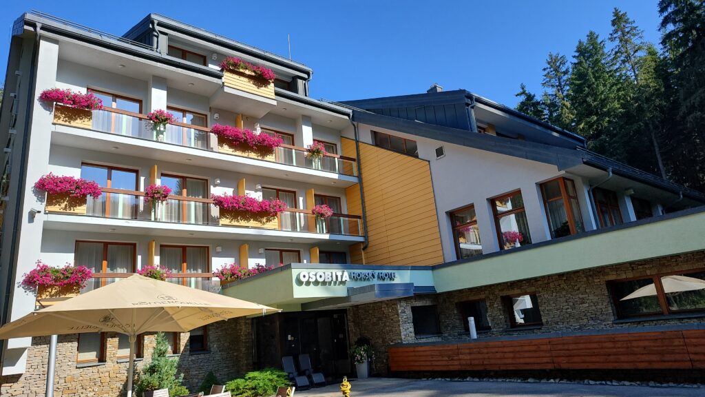 HOTEL OSOBITÁ