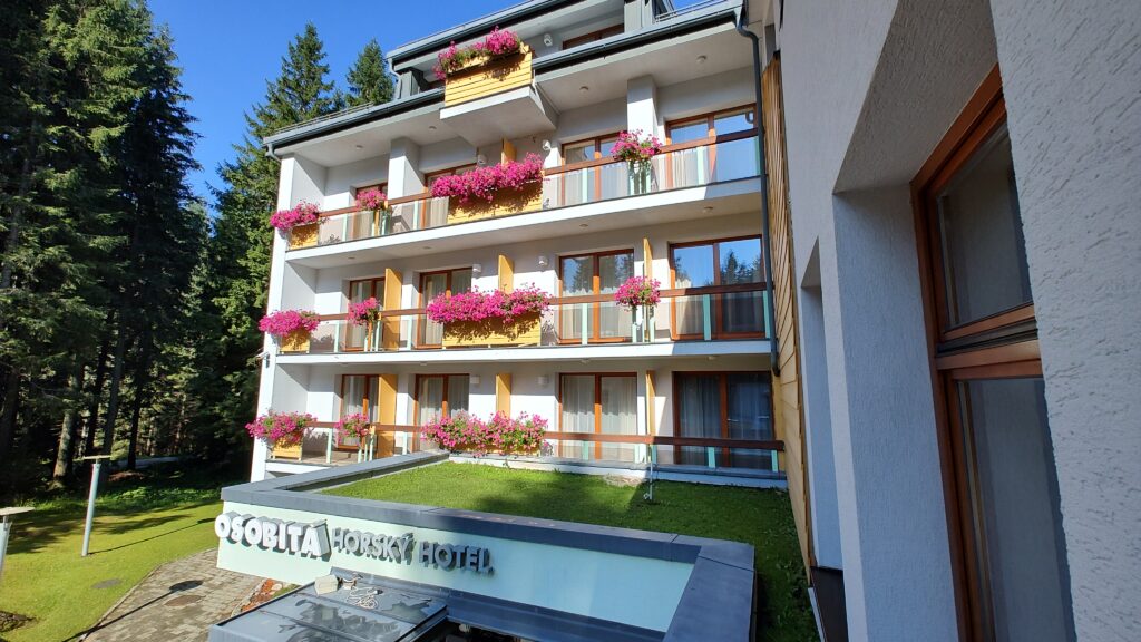 HOTEL OSOBITÁ
